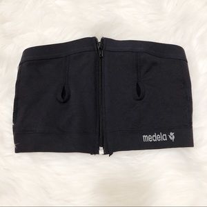 medela pumping bra (like new)